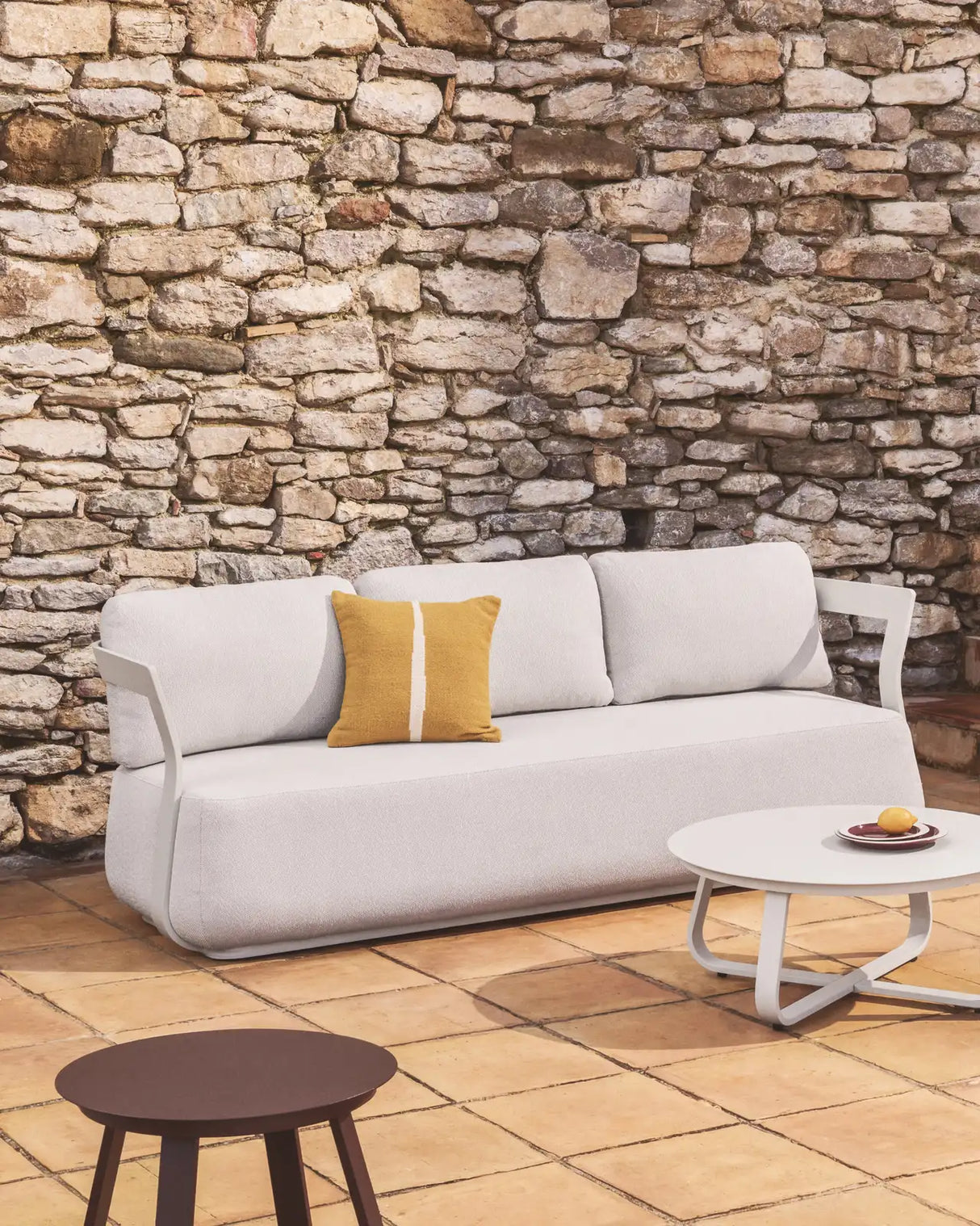 3-Sitzer Sofa Tamaris aus Aluminium in Taupe, 217 cm von Kave Home – Bild 2