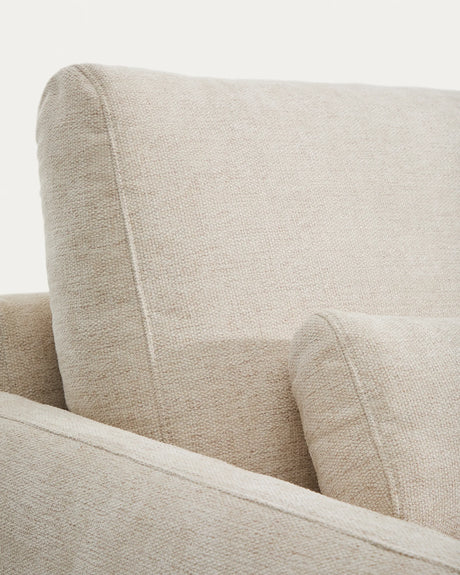 3-Sitzer-Sofa Veliro aus beiger Chenille mit schwarzen Stahlbeinen, 240 cm, FSC Mix Credit von Kave Home – Produktbild 10