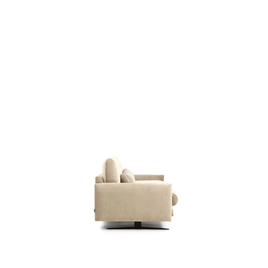 3-Sitzer-Sofa Veliro aus perlfarbenem Samt mit Stahlbeinen in schwarzer Ausführung, 240 cm FSC Mix Credit von Kave Home – Bild 5