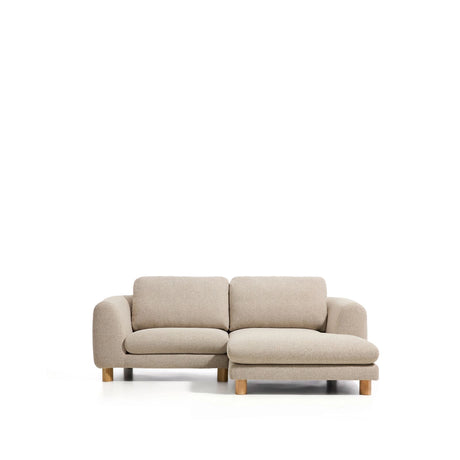 3-Sitzer Sofa Vera mit Chaiselongue rechts in Beige mit Beinen aus massivem Eschenholz mit natürlichem Finish, 232 cm, FSC Mix Credit von Kave Home – Bild 1