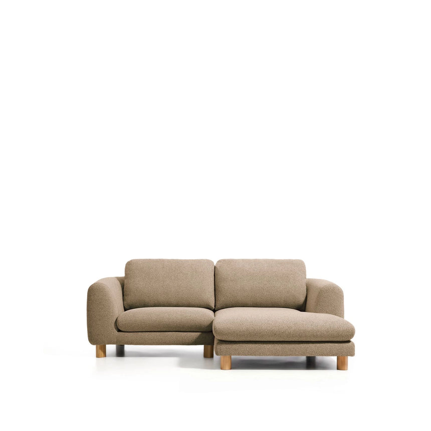 3-Sitzer Sofa Vera mit Chaiselongue rechts mit Beinen aus massivem Eschenholz mit natürlichem Finish, 232 cm, FSC Mix Credit von Kave Home – Bild 1