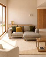 3-Sitzer Sofa Vera mit Chaiselongue rechts mit Beinen aus massivem Eschenholz mit natürlichem Finish, 232 cm, FSC Mix Credit von Kave Home – Bild 2