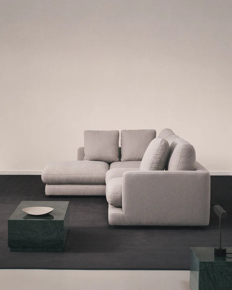4-Sitzer-Sofa Gala aus grauem Micro-Bouclé mit linker Chaise Longue FSC Mix Credit 300 cm von Kave Home – Produktbild 3