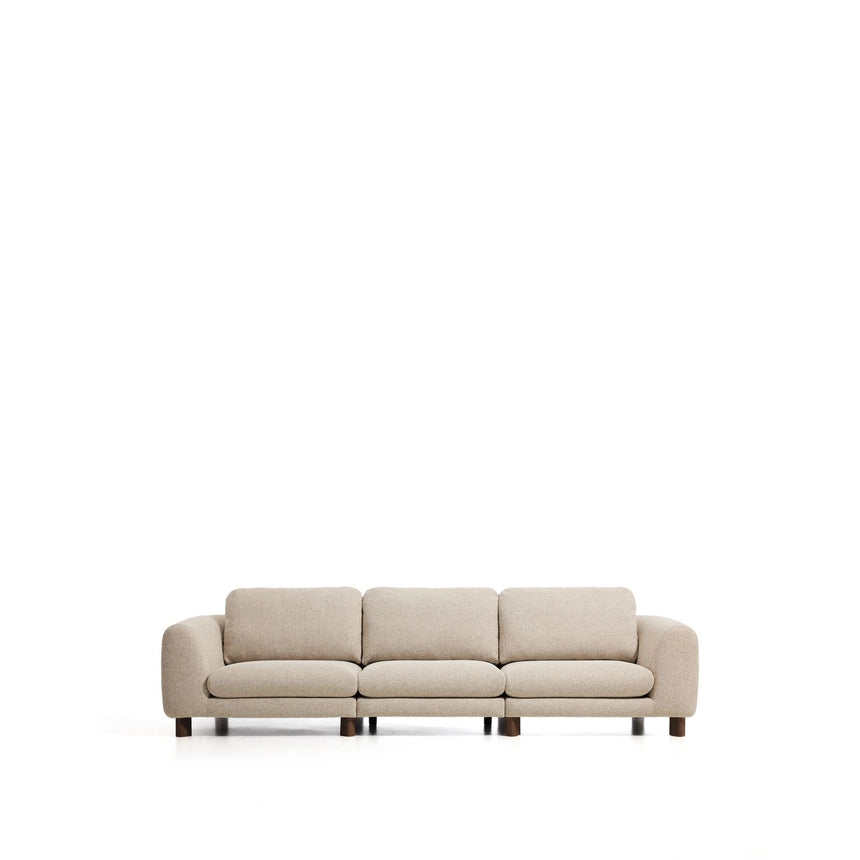 4-Sitzer Sofa Vera in Beige mit Beinen aus massivem Eschenholz mit Nussbaum-Finish, 320 cm, FSC Mix Credit von Kave Home – Bild 1