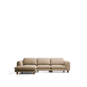 4-Sitzer Sofa Vera mit Chaiselongue links mit Beinen aus massivem Eschenholz mit Nussbaum-Finish, 322 cm, FSC Mix Credit von Kave Home – Bild 1