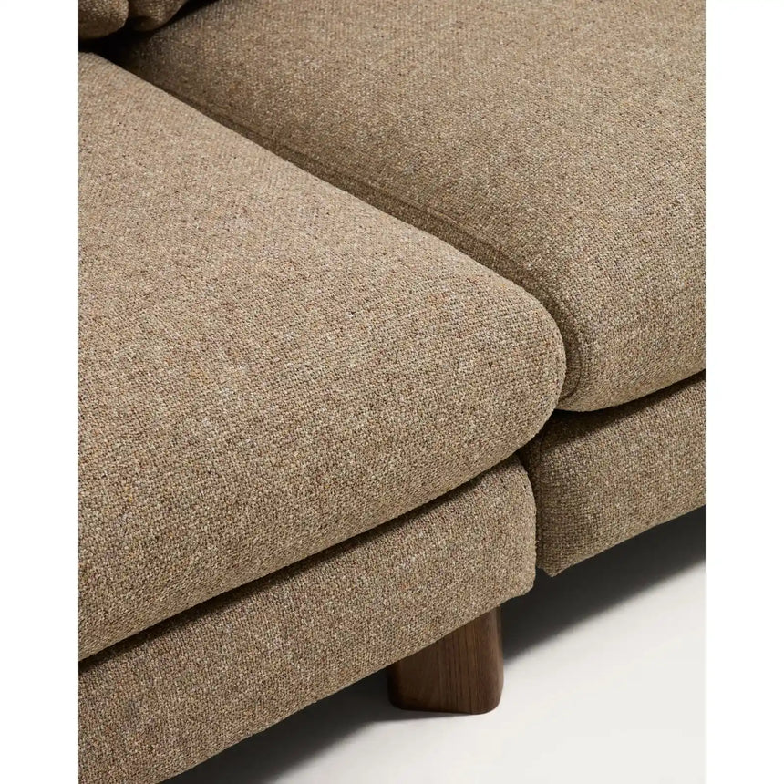 4-Sitzer Sofa Vera mit Chaiselongue links mit Beinen aus massivem Eschenholz mit Nussbaum-Finish, 322 cm, FSC Mix Credit von Kave Home – Bild 7