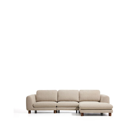 4-Sitzer Sofa Vera mit Chaiselongue rechts in Beige mit Beinen aus massivem Eschenholz mit Nussbaum-Finish, 322 cm, FSC Mix Credit von Kave Home – Bild 1