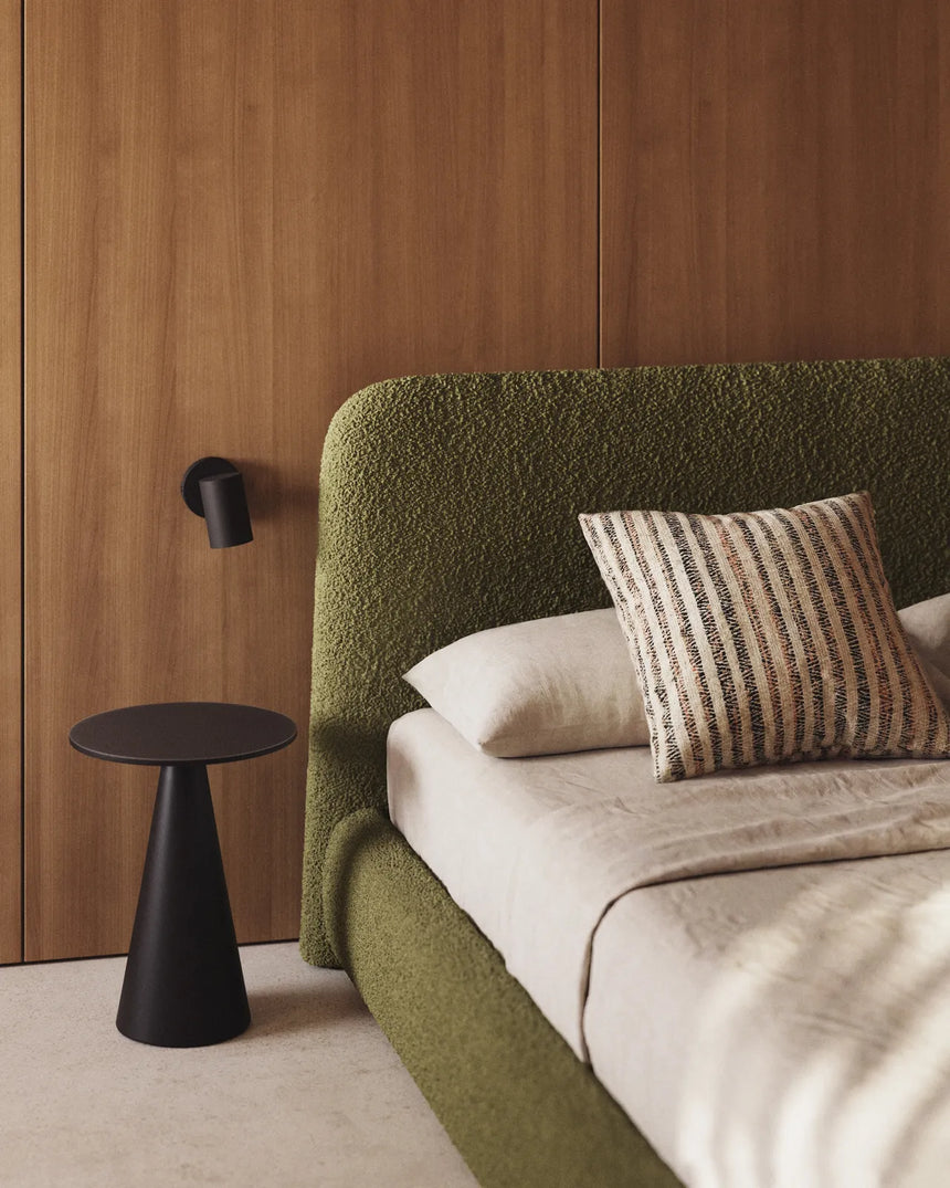Abziehbares Bett Martina mit dunkelgrünem Lammfellimitat für Matratzengröße 160 x 200 cm, FSC Mix Credit von Kave Home – Bild 3