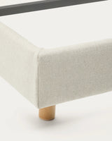 Abziehbares Bett Valma aus perlfarbener Chenille mit Beinen aus massivem Buchenholz für Matratze von 180 x 200 cm von Kave Home – Produktbild 3