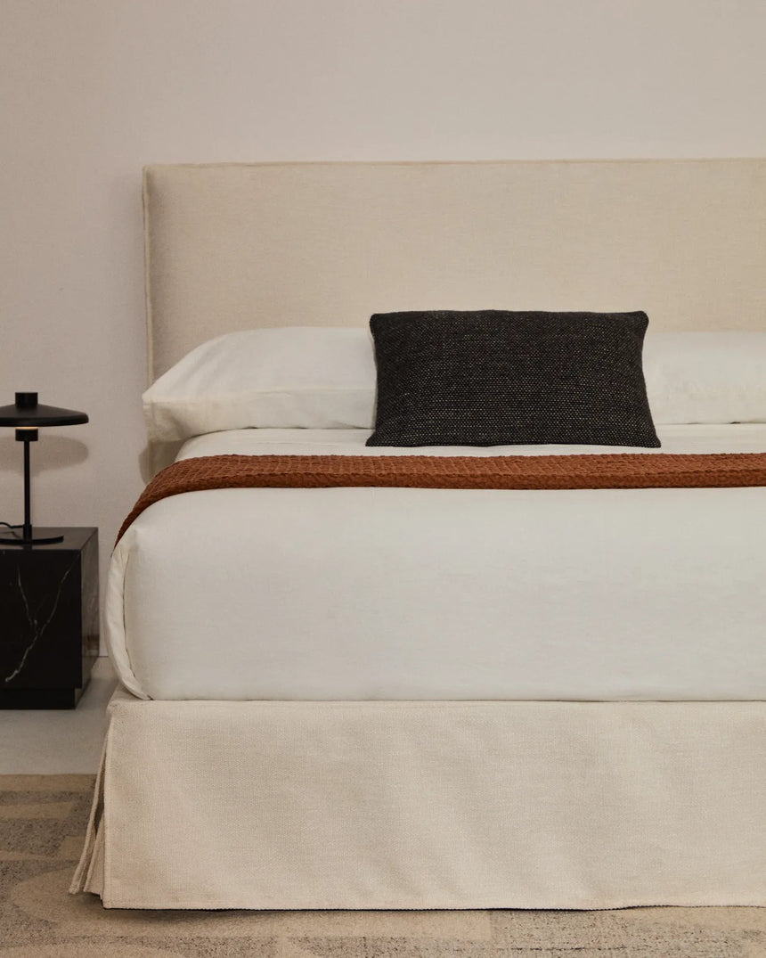 Abziehbares Bettkopfteil Jaira in weißer Chenille für Betten bis 150 cm, FSC Mix Credit von Kave Home – Bild 2