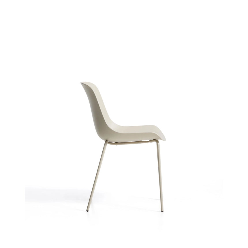 Altea beiger Stuhl mit beige lackierten Stahlbeinen von Kave Home – Bild 3