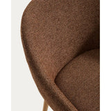 Armlehnenstuhl Meila mit terrakottafarbener Chenille und Beinen aus massivem Eschenholz mit naturfarbenem Finish  von Kave Home – Bild 8