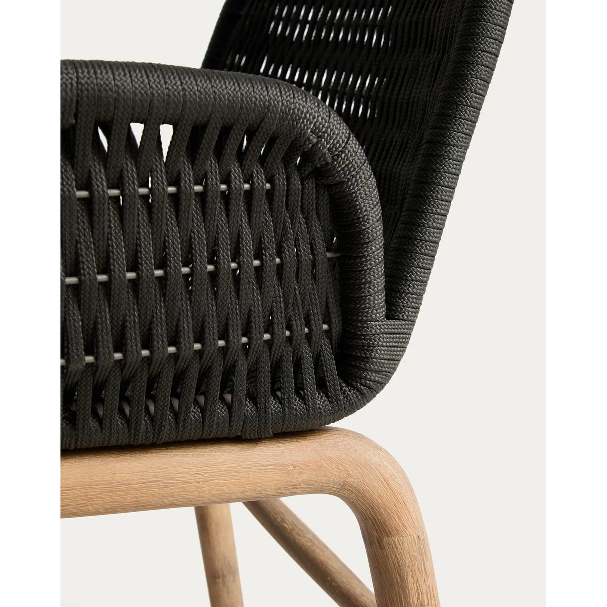 Armlehnstuhl Alipa aus massivem Akazienholz und dunkelgrauem Seil, FSC 100 % von Kave Home – Bild 12