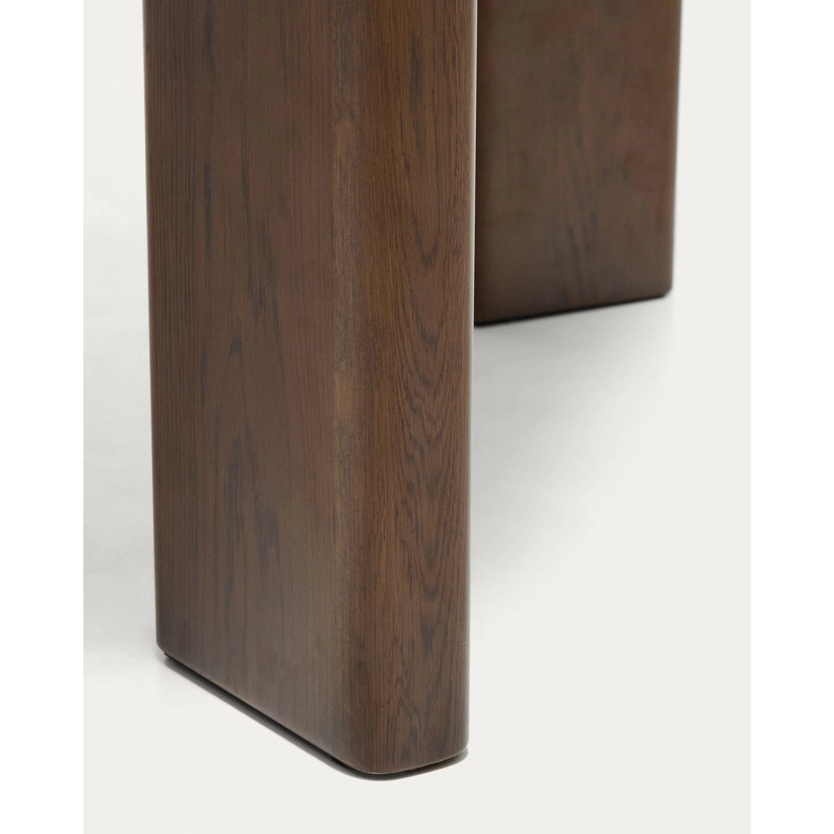 Ausziehtisch Jondal aus massivem Eichenholz und Eichenfurnier mit Nussbaumfinish, FSC 100 %, 200 (286) x 100 cm von Kave Home – Bild 7