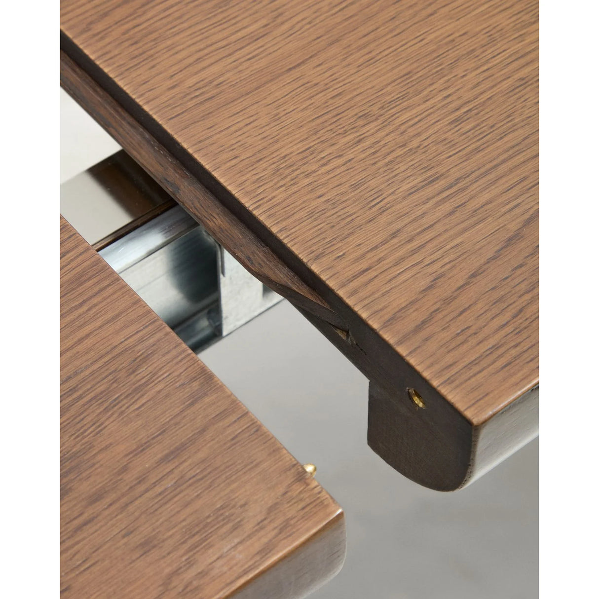 Ausziehtisch Jondal aus massivem Eichenholz und Eichenfurnier mit Nussbaumfinish, FSC 100 %, 200 (286) x 100 cm von Kave Home – Bild 9