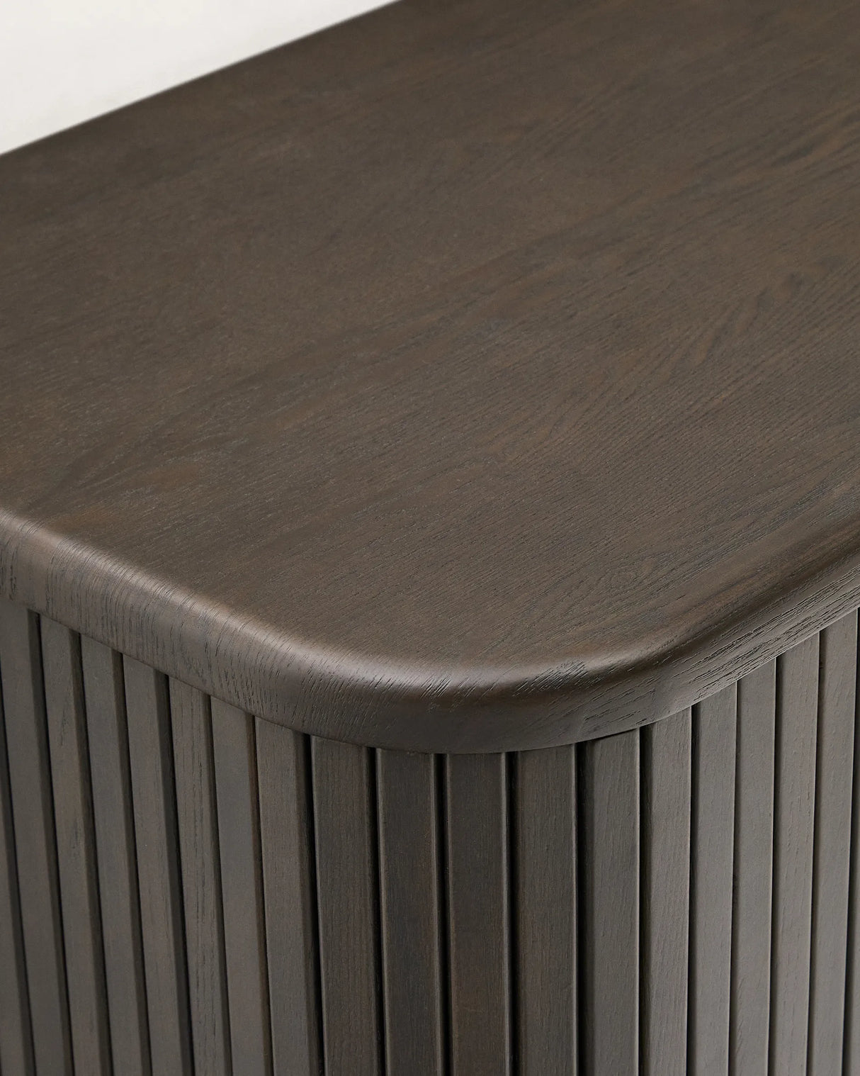 Badezimmermöbel Mailen aus Eschenfurnier mit dunklem Finish 90 x 45 cm von Kave Home – Produktbild 4
