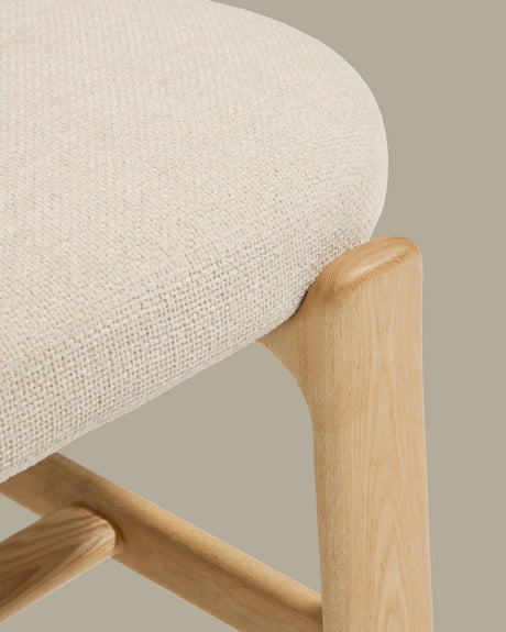 Bank Granite mit beiger Chenille und massivem Eschenholz mit naturfarbenem Finish, 120 cm, FSC 100 % von Kave Home – Bild 5