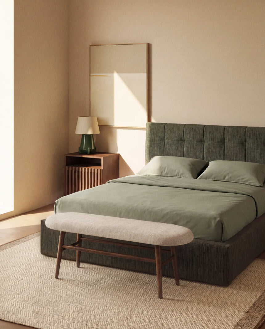 Bank Helda in grüner Chenille und massivem Eichenholz mit Nussbaumfinish, FSC Mix Credit, 122 cm  von Kave Home – Bild 2