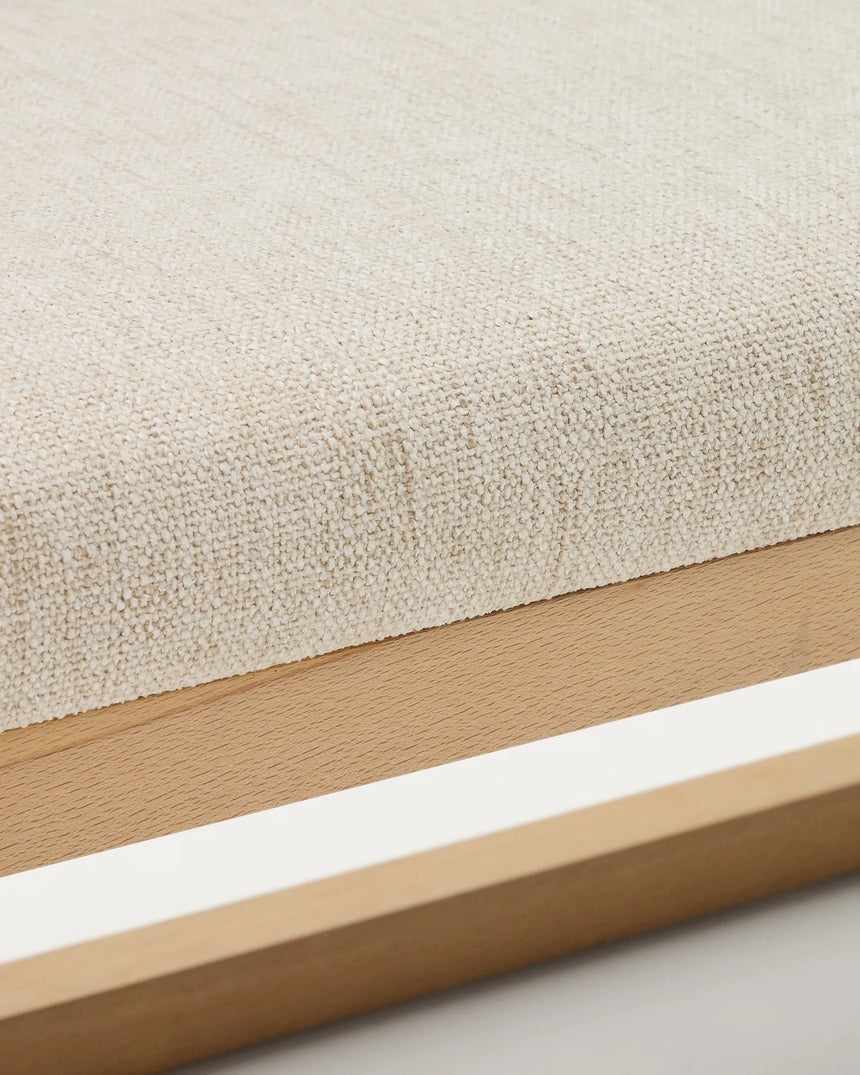 Bank Loya aus beiger Chenille und Buchenholz 128 cm von Kave Home – Produktbild 7