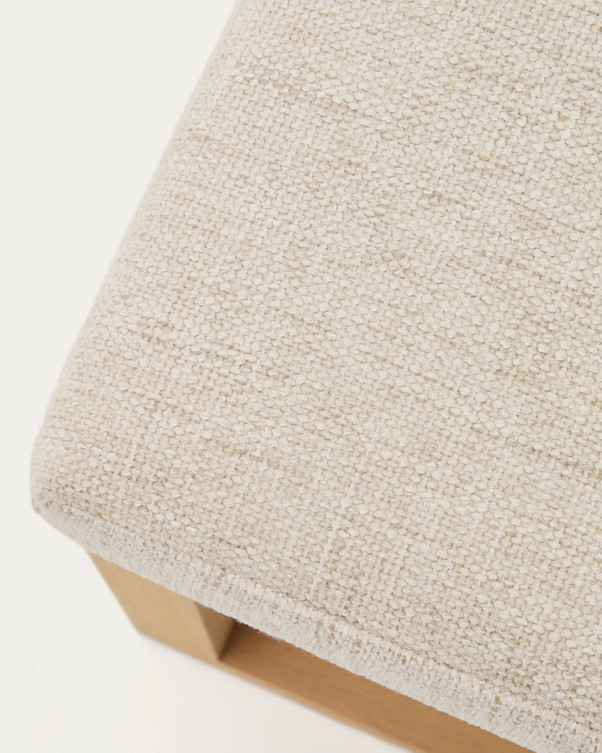 Bank Loya aus beiger Chenille und Buchenholz 128 cm von Kave Home – Produktbild 8