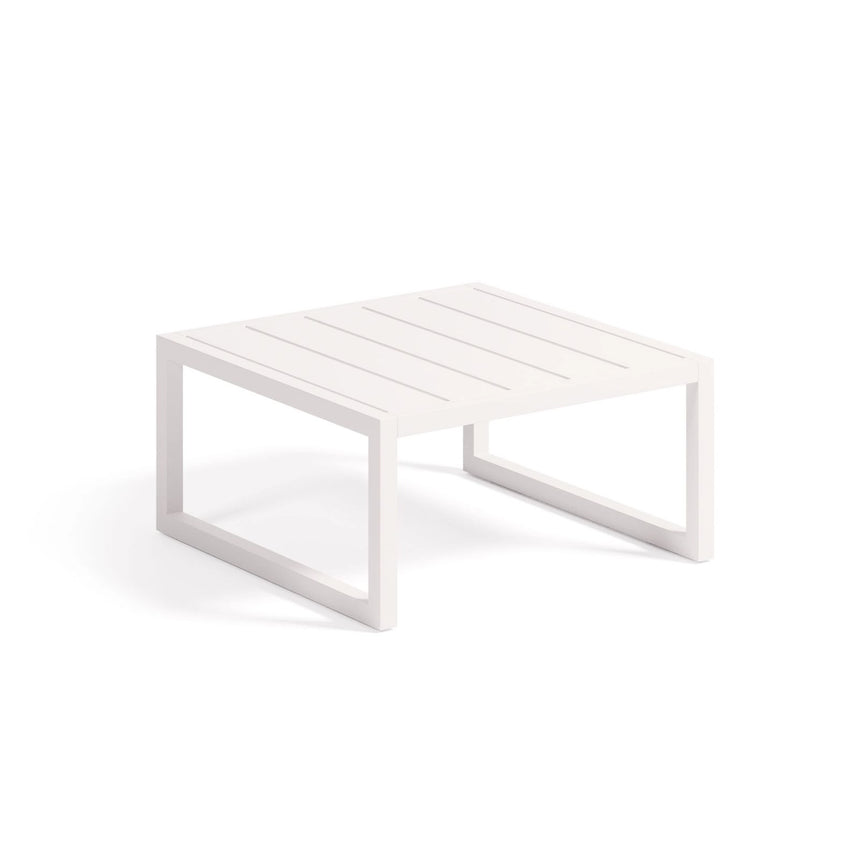Beistelltisch Comova 100% outdoor aus Aluminium weiß 60 x 60 cm von Kave Home – Bild 1