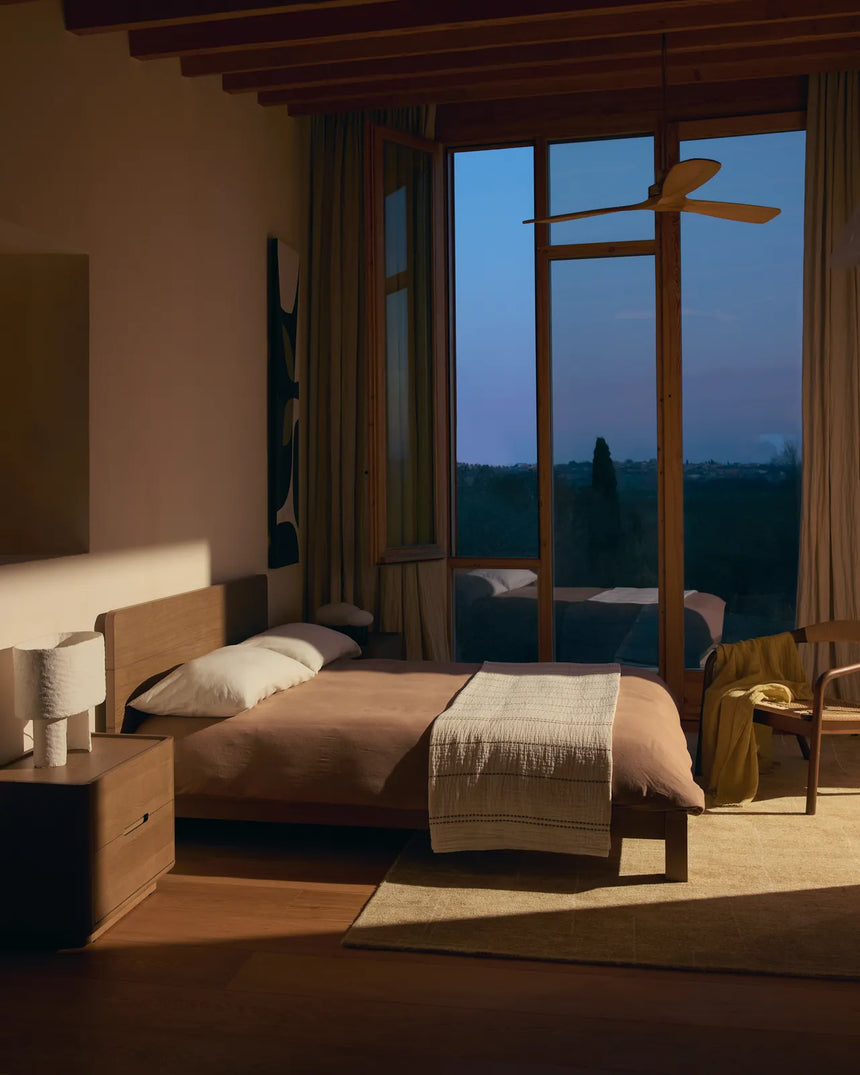 Bett Arelida aus Furnier und massivem Eichenholz mit hellbraunem Finish für Matratze 180 x 200 cm FSC Mix Credit von Kave Home – Bild 2
