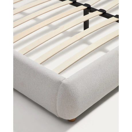 Bett Elerio mit Chenille für Matratzengröße 180 x 200 cm von Kave Home – Bild 11