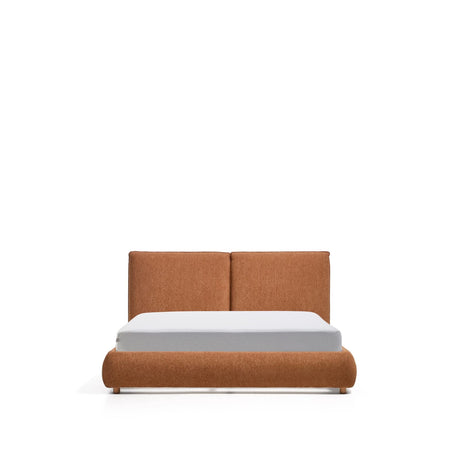 Bett Elerio mit kupferfarbener Chenille für Matratzengröße 150 x 200 cm von Kave Home – Bild 1