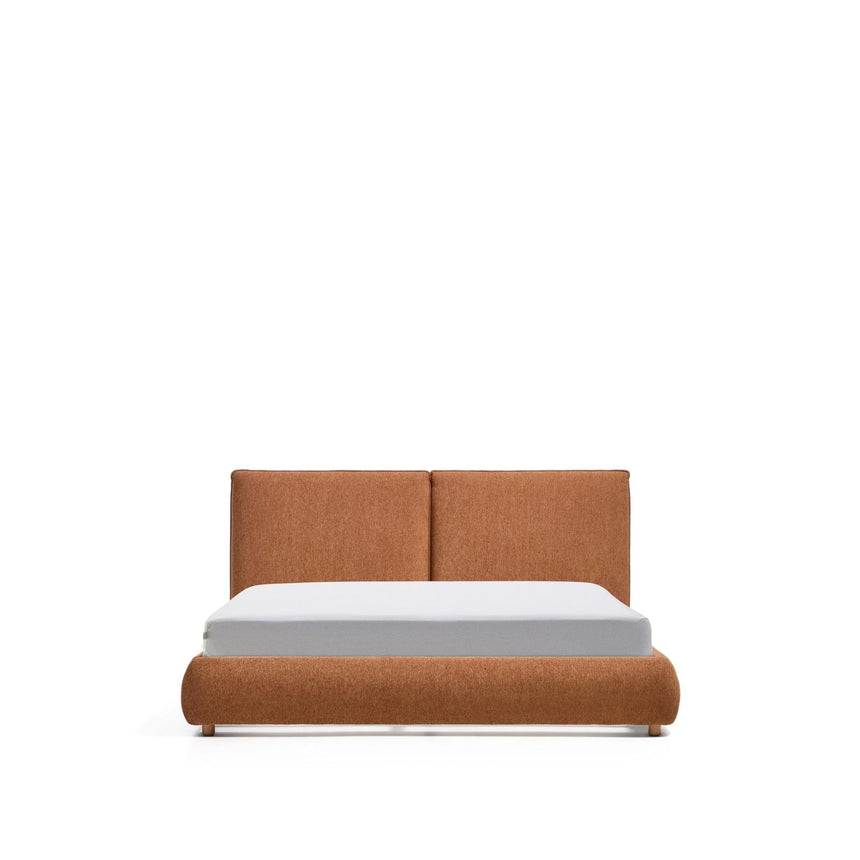 Bett Elerio mit kupferfarbener Chenille für Matratzengröße 160 x 200 cm von Kave Home – Bild 1