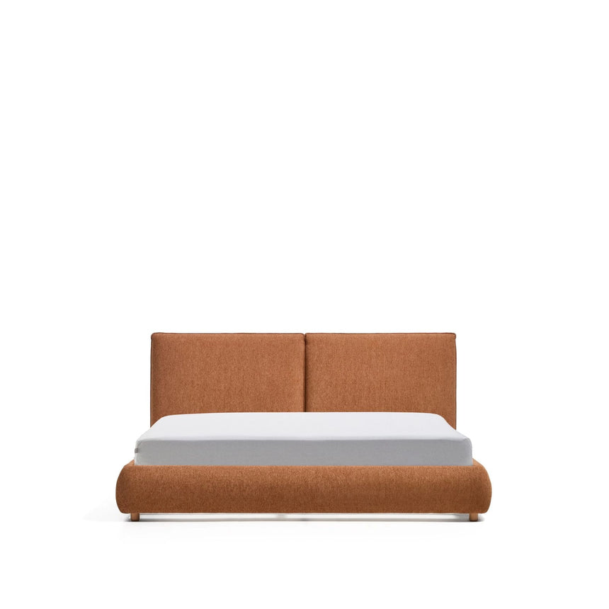 Bett Elerio mit kupferfarbener Chenille für Matratzengröße 180 x 200 cm von Kave Home – Bild 1