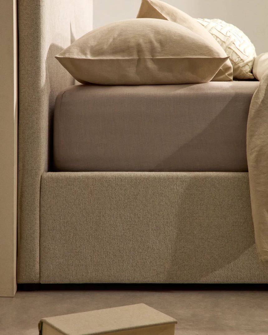 Bett Nahiri aus beigefarbener Chenille mit Klappbettkasten für eine Matratze von 150 x 200 cm von Kave Home – Bild 3