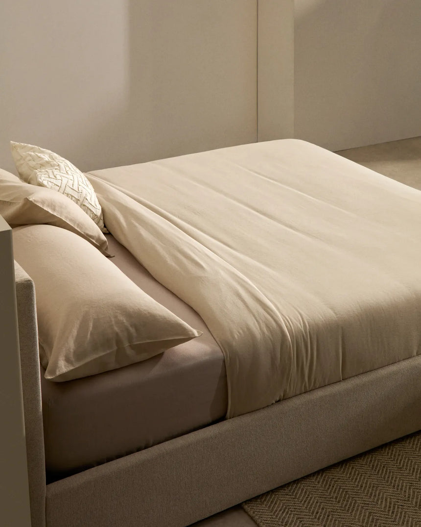 Bett Nahiri aus beigefarbener Chenille mit Klappbettkasten für eine Matratze von 160 x 200 cm von Kave Home – Bild 4