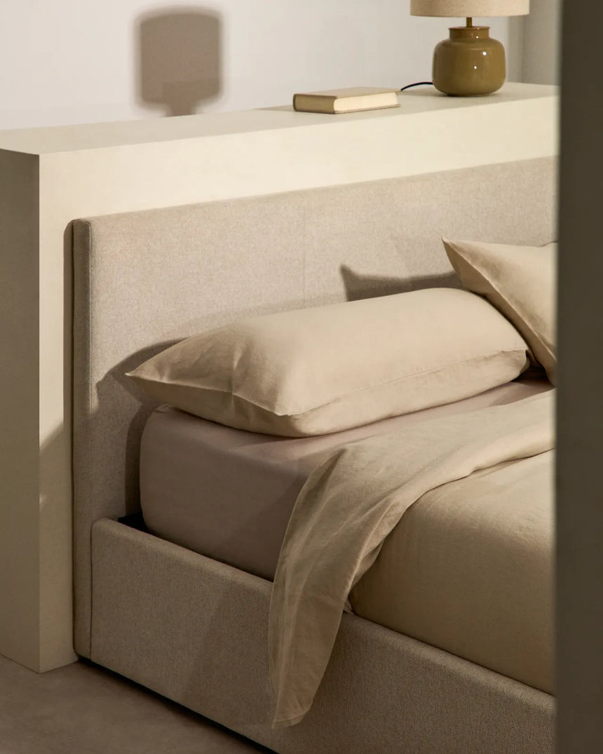 Bett Nahiri aus beigefarbener Chenille mit Klappbettkasten für eine Matratze von 180 x 200 cm von Kave Home – Bild 4