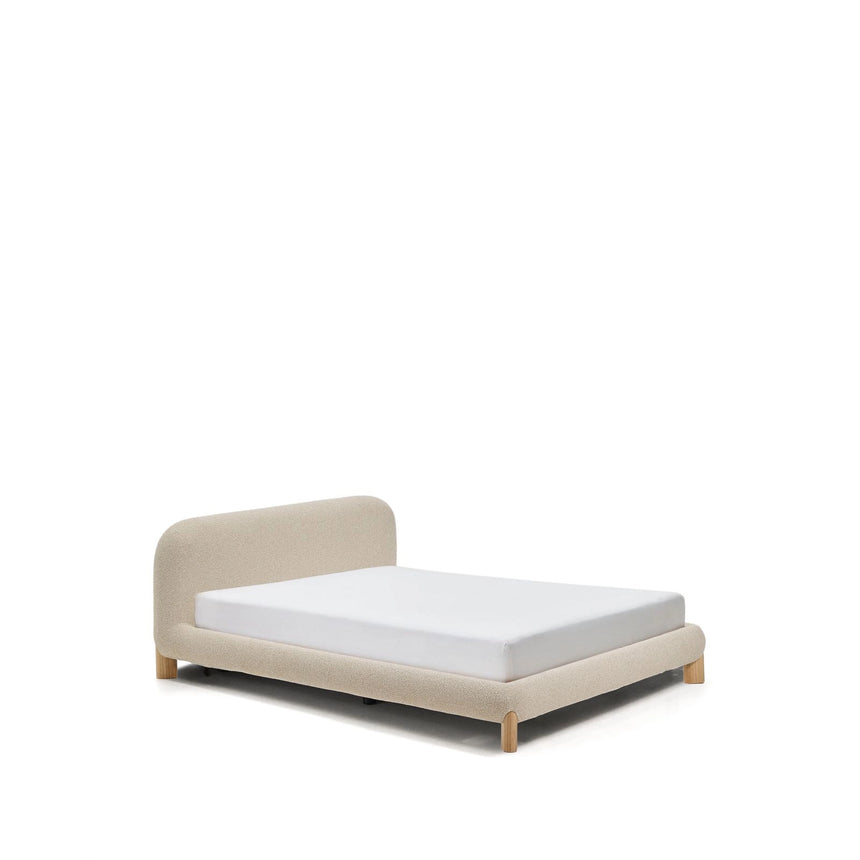 Bett Odina mit abnehmbarem Bezug aus ecrufarbenem Boucléstoff, Beine aus Eschenholz, naturfarbenes Finish, für Matratzen 160 x 200 cm von Kave Home – Bild 5