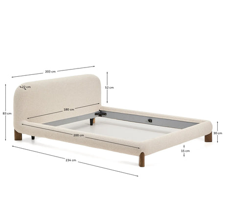 Bett Odina mit abnehmbarem Bezug aus ecrufarbenem Boucléstoff sowie Beinen aus massivem Eschenholz mit Nussbaum-Finish für Matratzen 180 x 200 cm von Kave Home – Produktbild 5