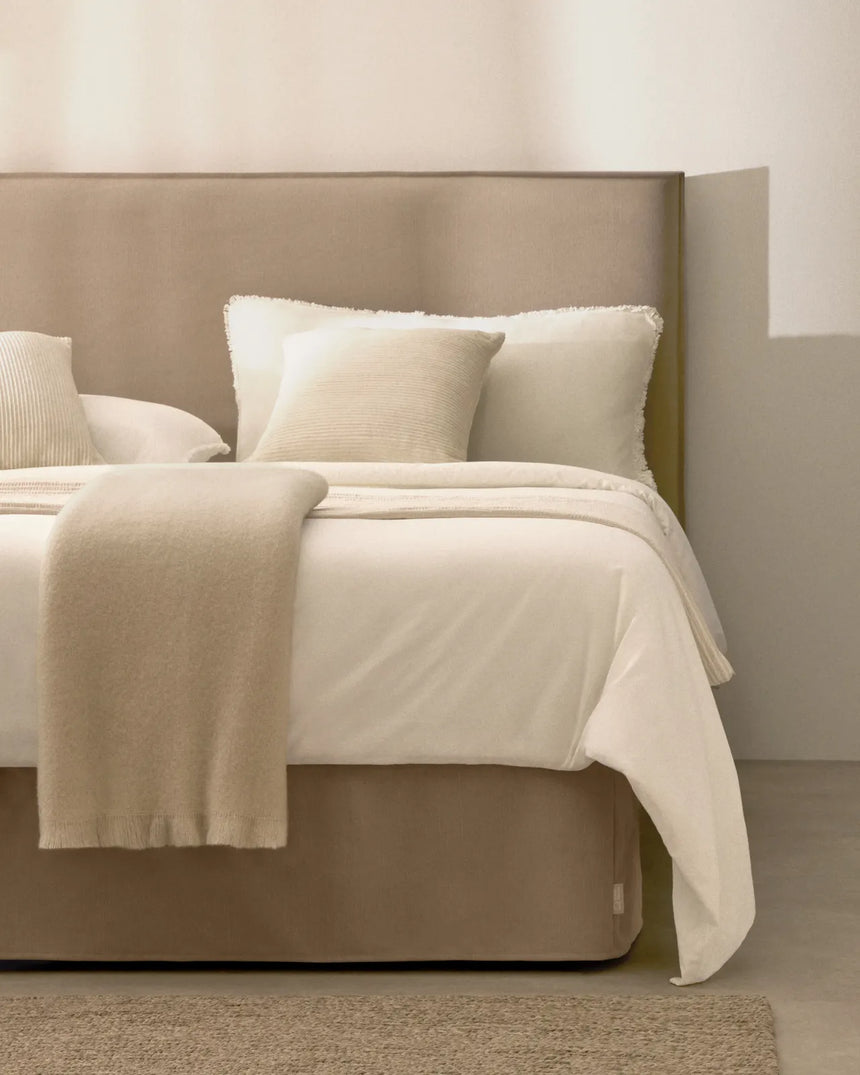 Bett mit abnehmbarem Bezug Jaira aus Leinen und Baumwolle taupe für eine Matratze von 150 x 190 cm FSC Mix Credit von Kave Home – Bild 3