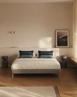 Bettgestell Ofelia mit abnehmbarem Bezug in Braun und Beinen aus massivem Buchenholz für Matratzengröße 180 x 200 cm  von Kave Home – Bild 3