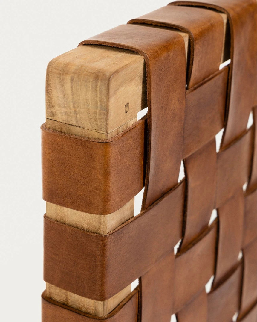 Bettkopfteil Calixta aus massivem Teakholz und Leder mit natürlichem Finish für ein Bett bis zu 150 cm von Kave Home – Bild 6