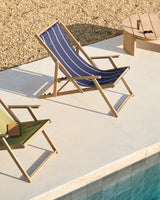 Blau-beige gestreifter klappbarer Outdoor-Liegestuhl Vilara aus massivem Akazienholz, FSC 100% von Kave Home – Produktbild 7