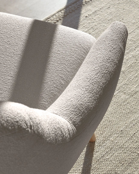Candela Sessel Mikro-Bouclé in Grau FSC Mix Credit von Kave Home – Produktbild 3