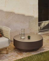 Couchtisch Garbet aus braunem Zement, Ø 80 cm von Kave Home – Bild 2