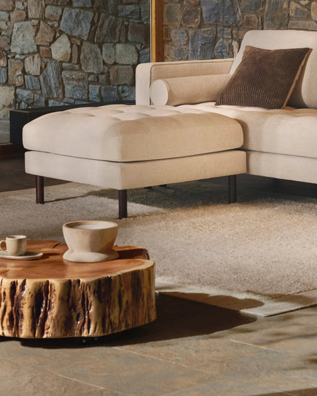 Couchtisch Tavine aus massivem Akazienholz mit gebleichtem Finish und Rollen Ø 65 cm von Kave Home – Produktbild 2