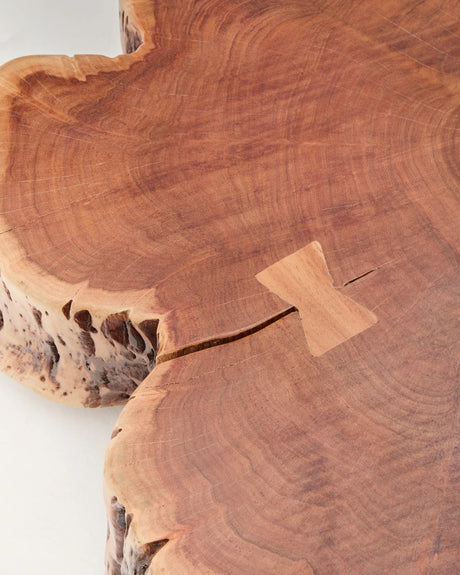 Couchtisch Tavine aus massivem Akazienholz mit gebleichtem Finish und Rollen Ø 85 cm von Kave Home – Produktbild 4