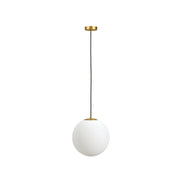Deckenleuchte Brisia aus Metall mit gebürstetem Messing-Finish und einer mattierten Glaskugel Ø 30 cm von Kave Home – Bild 1