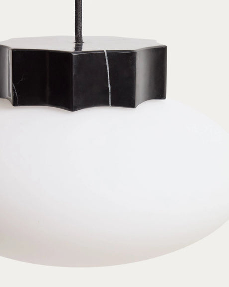 Deckenleuchte Idela aus Rauchglas und schwarzem Marmor, Ø 26 cm von Kave Home – Bild 4