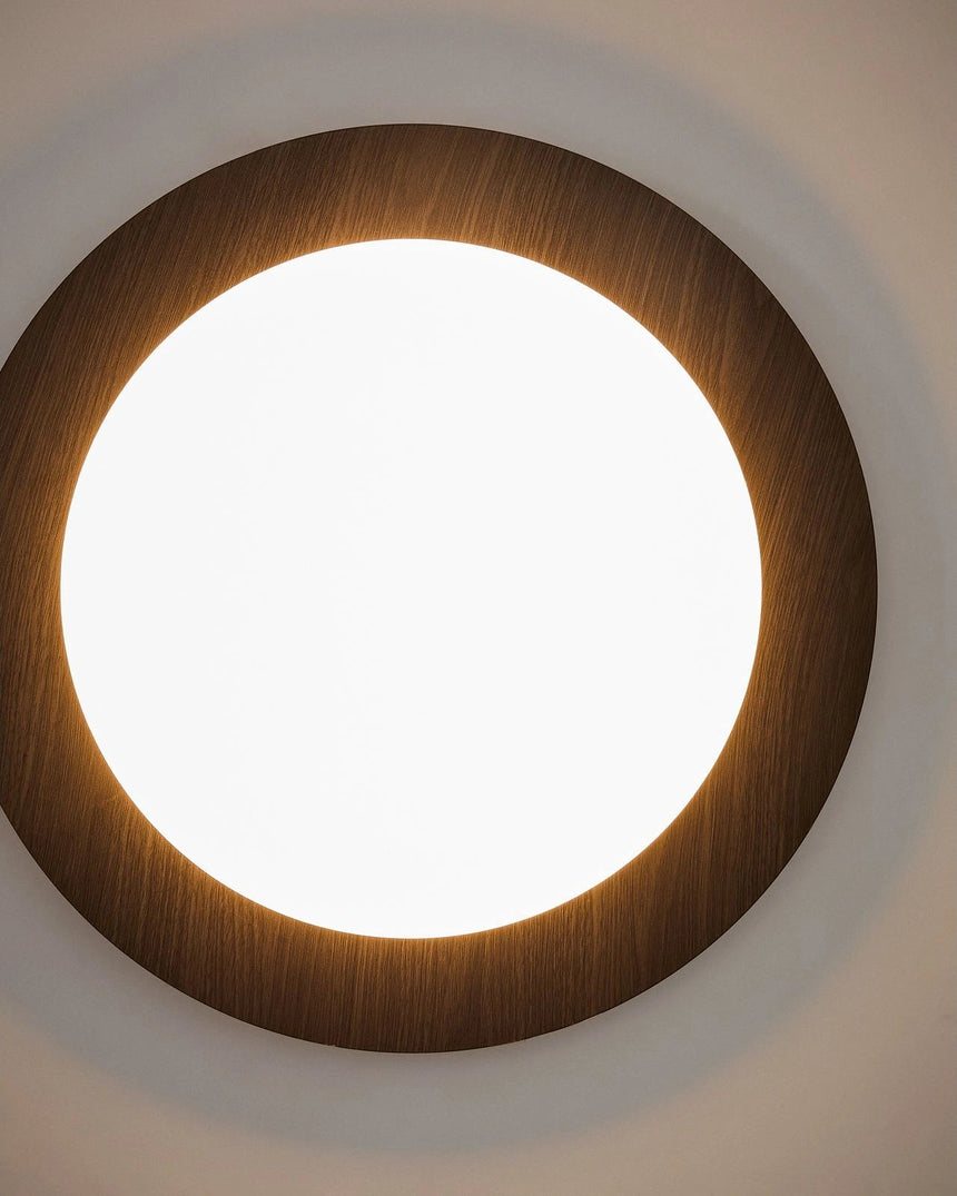 Deckenleuchte Novae aus gebürstetem Stahl in dunkler Holzoptik und mattiertem Glas, Ø 40 cm von Kave Home – Bild 4