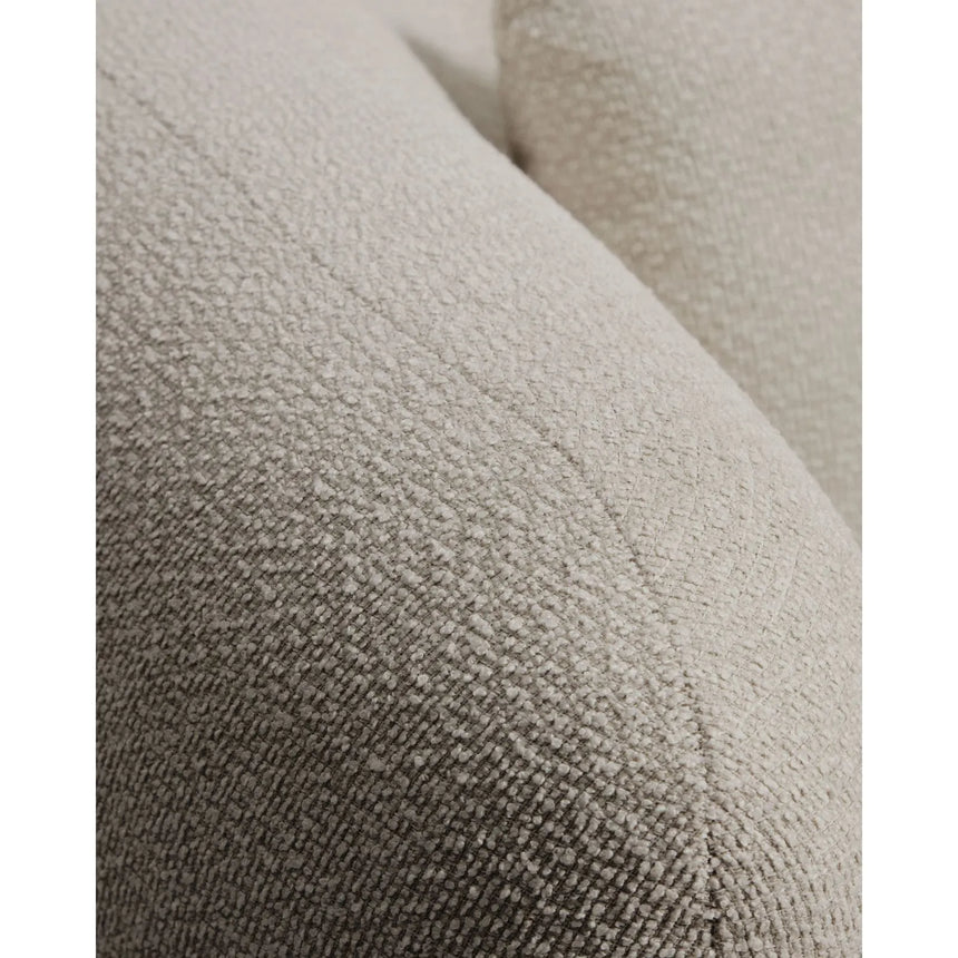 Drehsessel Martina mit Kissen mit Chenille in Steinton FSC Mix Credit von Kave Home – Bild 8