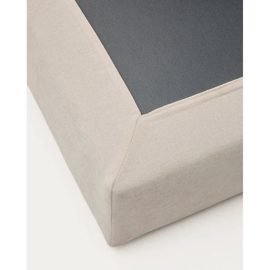 Fußablage Alea mit abnehmbarem Bezug aus Chenille in Beige, 90 x 90 cm von Kave Home – Bild 7
