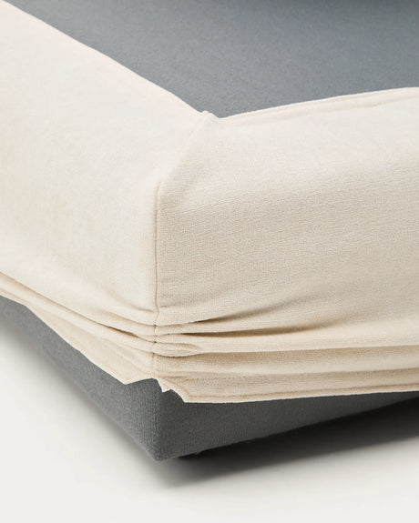 Fußablage Alea mit abnehmbarem Bezug aus Chenille in Ecru, 90 x 90 cm von Kave Home – Produktbild 7