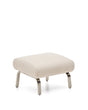 Fußablage Amsen in Beige mit Beinen aus em gebürsteten Edelstahl 68 x 55 cm von Kave Home – Produktbild 1